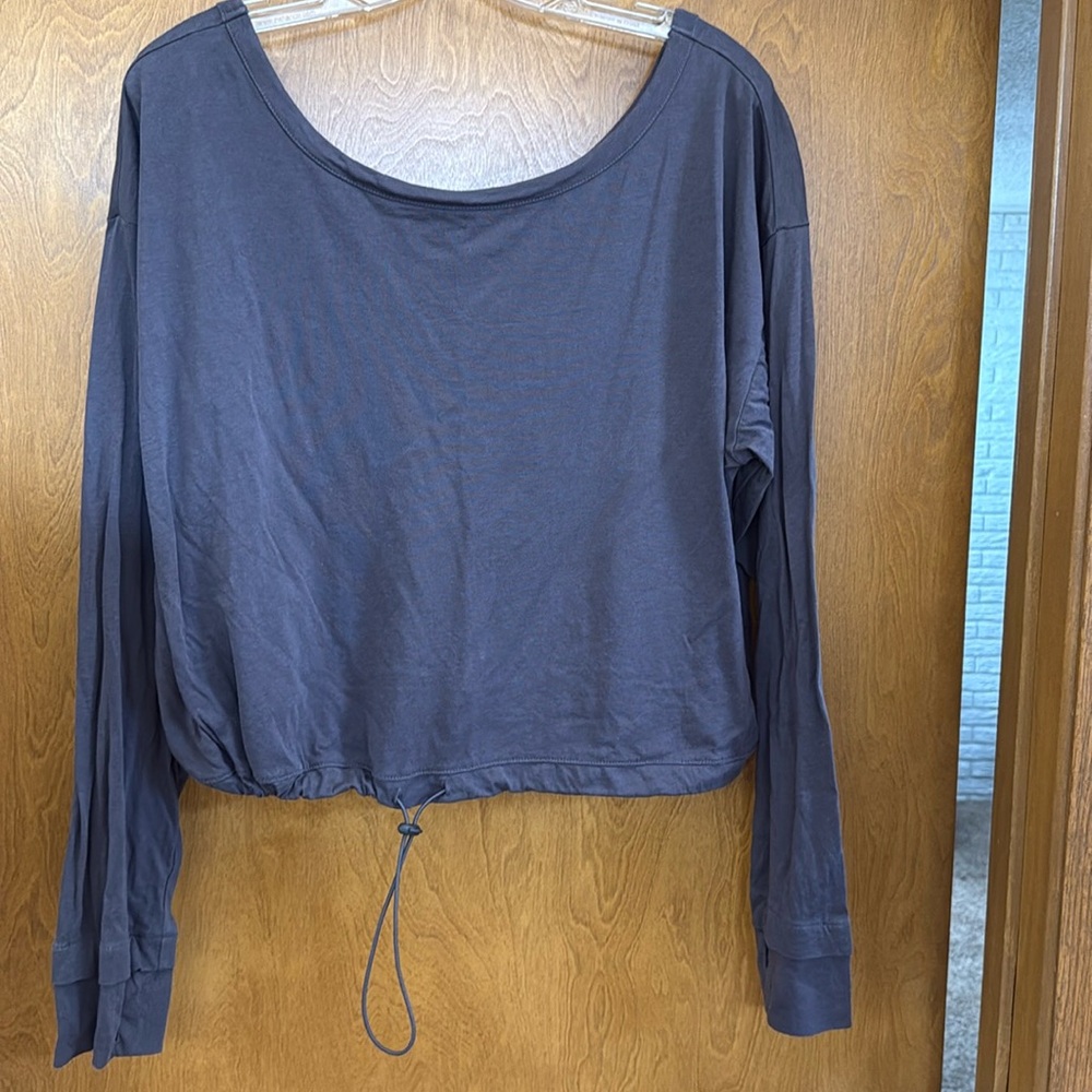 FLX long sleeve crop